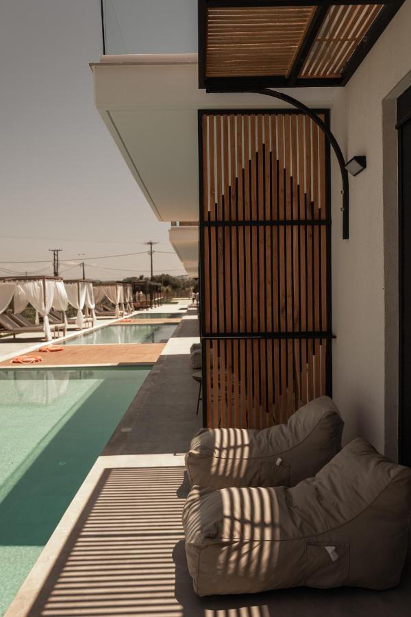 Salt Boutique Hotel Palouki Exteriér fotografie