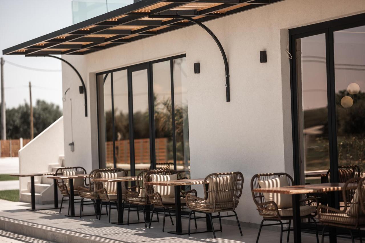 Salt Boutique Hotel Palouki Exteriér fotografie